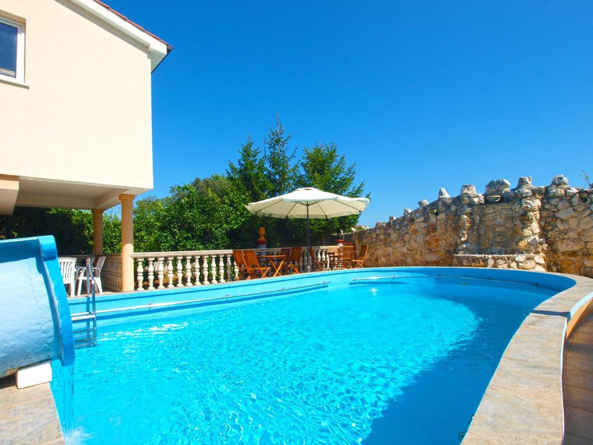Apartments Vrcevan 811 Medulin Bagian luar foto