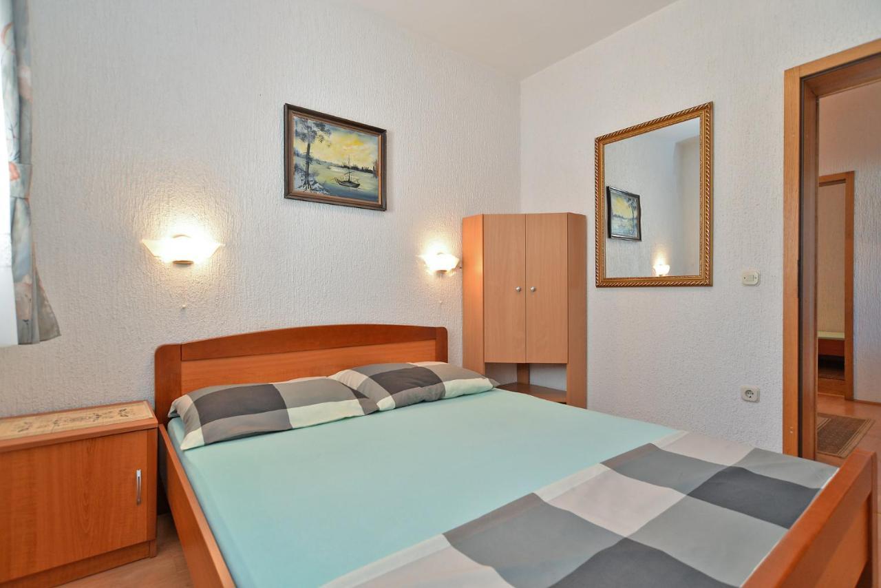 Apartments Vrcevan 811 Medulin Bagian luar foto